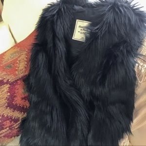 Abercrombie Faux Fur black vest
